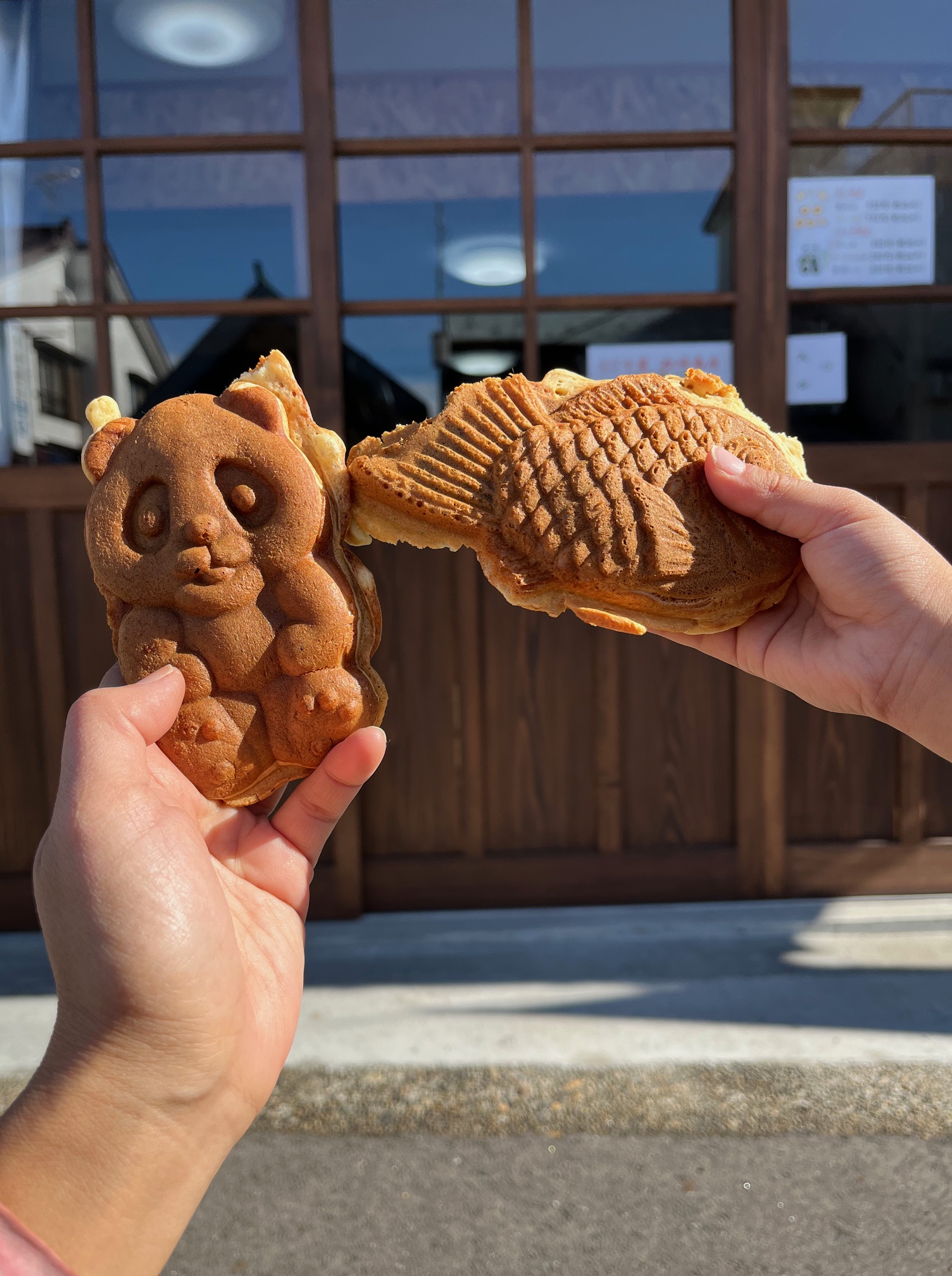 スタッフ食べ歩き（喜多方編）えびす屋ラーメンパンダ焼き